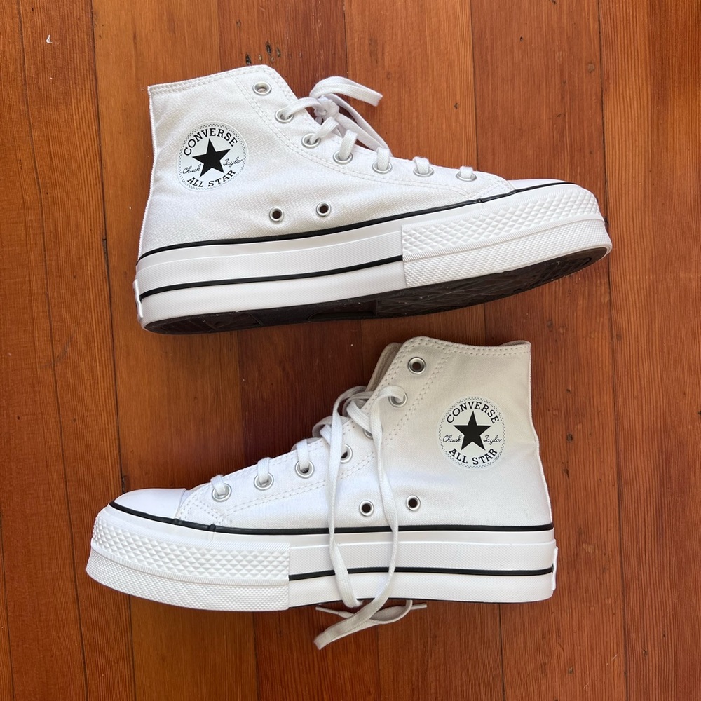 Converse Chuck Taylor All Star Lift Platform Canvas - White, Never Been Worn